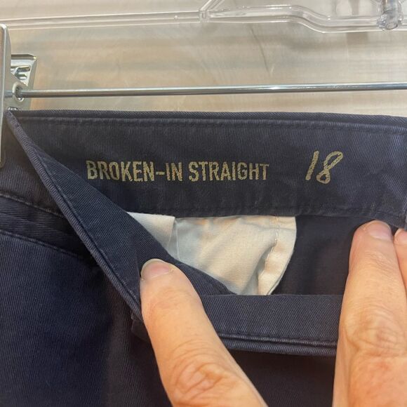 Khaki by Gap broken in straight navy pants, size 18 - Picture 6 of 14